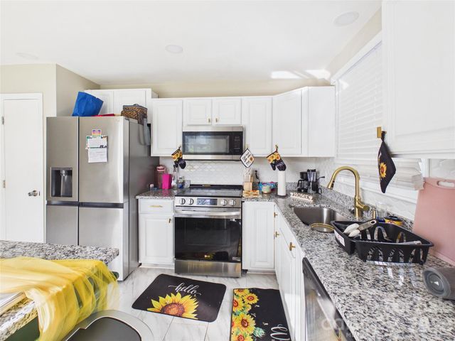 4207 Somerdale Lane, Charlotte, NC 28205