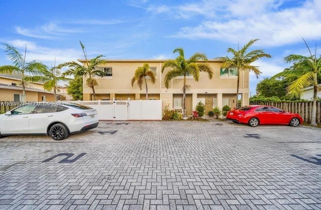 615 NW 10th Terrace 1, Fort Lauderdale, FL 33311