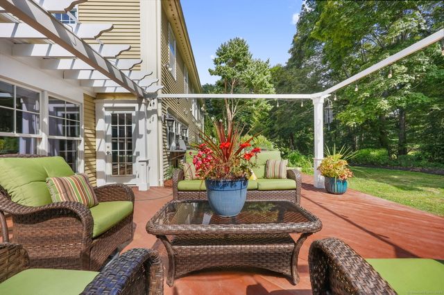 625 State Street, Guilford, CT 06437