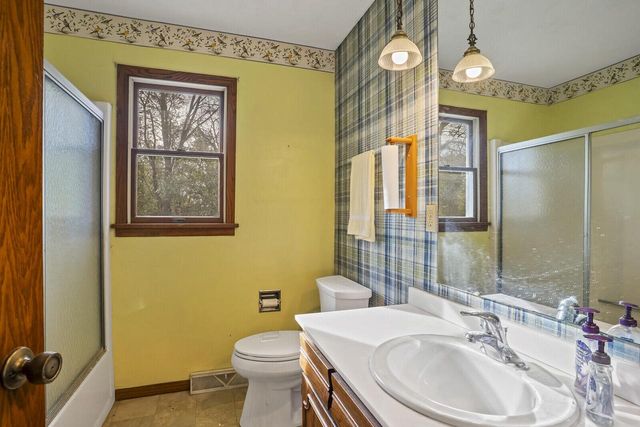 908 Monroe STREET, Onalaska, WI 54650