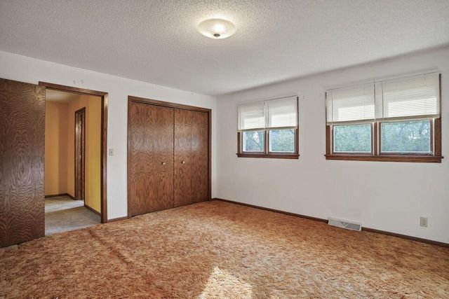 908 Monroe STREET, Onalaska, WI 54650