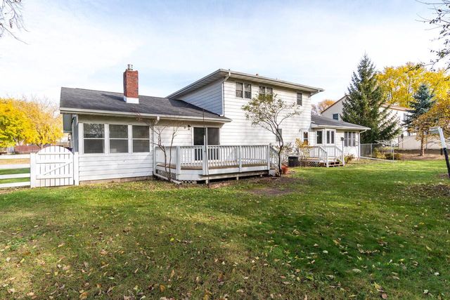 908 Monroe STREET, Onalaska, WI 54650