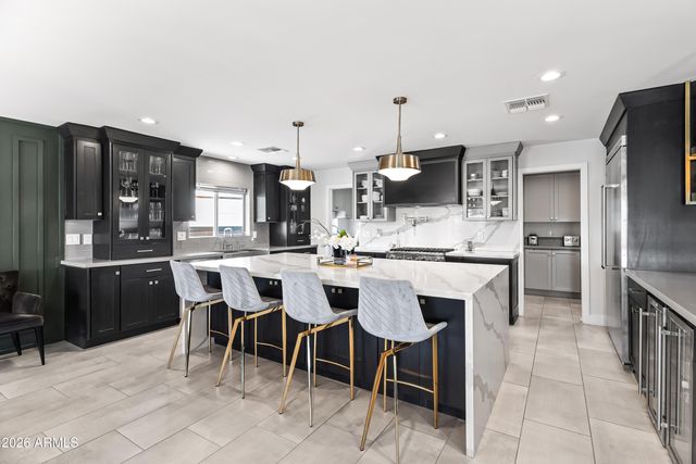 2531 E MARSHALL Avenue, Phoenix, AZ 85016