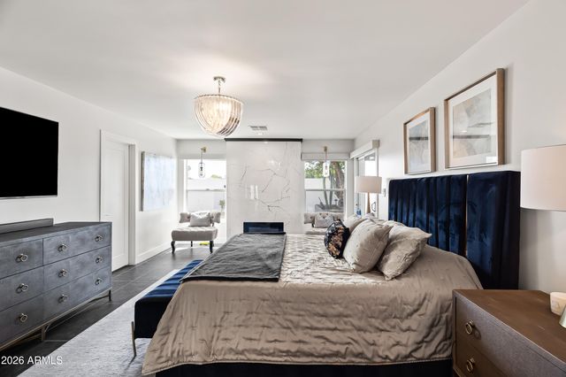 2531 E MARSHALL Avenue, Phoenix, AZ 85016