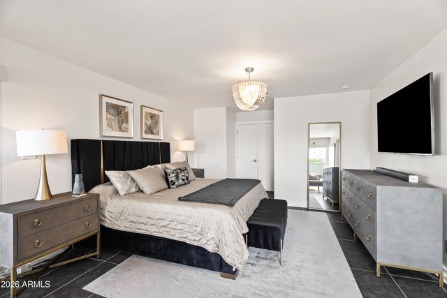 2531 E MARSHALL Avenue, Phoenix, AZ 85016