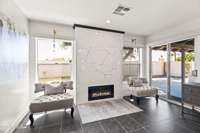 2531 E MARSHALL Avenue, Phoenix, AZ 85016