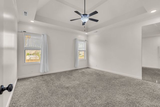 222 Ledina Ct, Clarksville, TN 37043