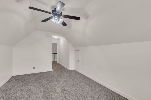 222 Ledina Ct, Clarksville, TN 37043