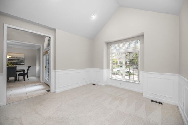 22273 Abington Drive, Farmington Hills, MI 48335