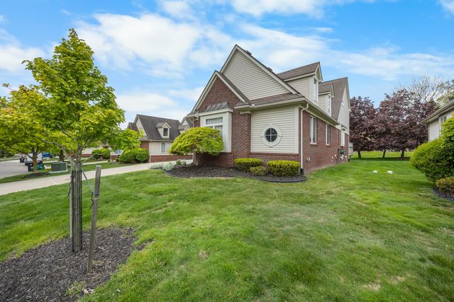 22273 Abington Drive, Farmington Hills, MI 48335
