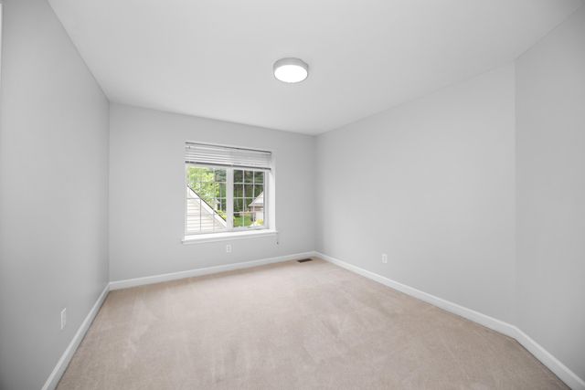 22273 Abington Drive, Farmington Hills, MI 48335