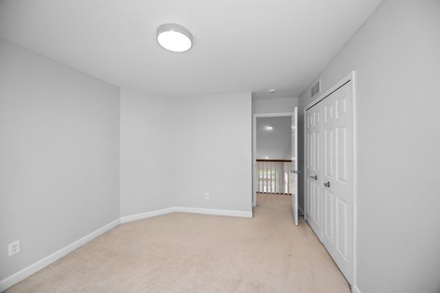 22273 Abington Drive, Farmington Hills, MI 48335