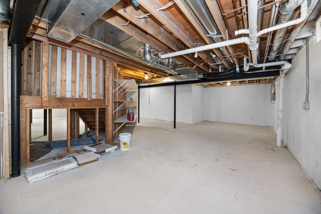 22273 Abington Drive, Farmington Hills, MI 48335