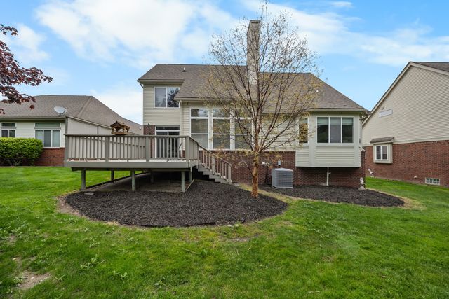 22273 Abington Drive, Farmington Hills, MI 48335