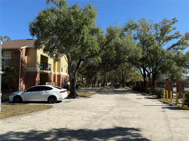 8641 FANCY FINCH DRIVE 201, Tampa, FL 33614