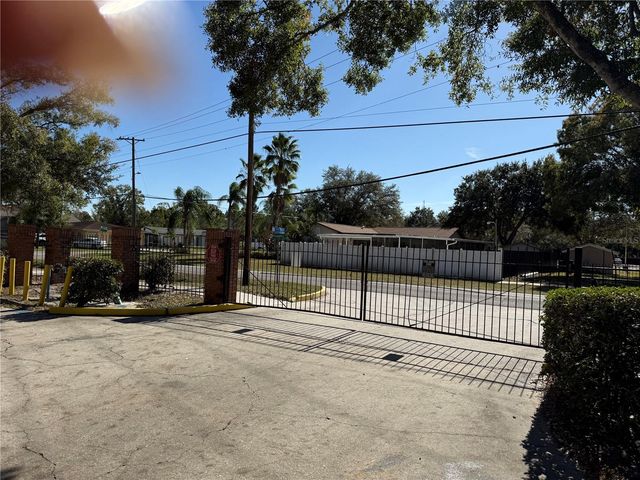 8641 FANCY FINCH DRIVE 201, Tampa, FL 33614