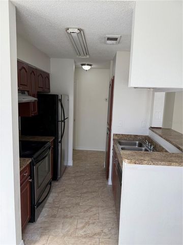 8641 FANCY FINCH DRIVE 201, Tampa, FL 33614