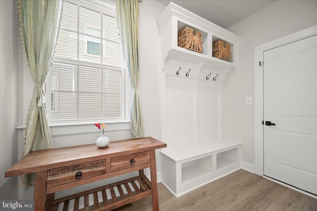 7936 LAWNDALE CIR, Columbia, MD 21044