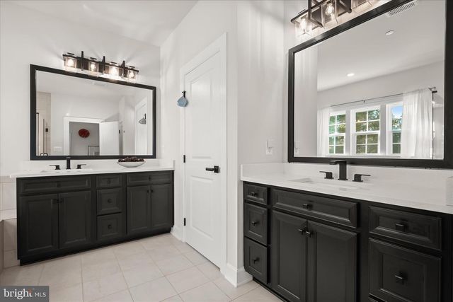 7936 LAWNDALE CIR, Columbia, MD 21044