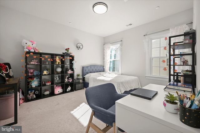 7936 LAWNDALE CIR, Columbia, MD 21044