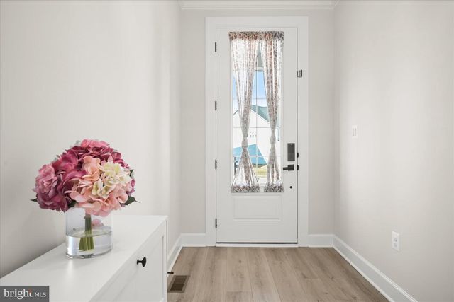 7936 LAWNDALE CIR, Columbia, MD 21044