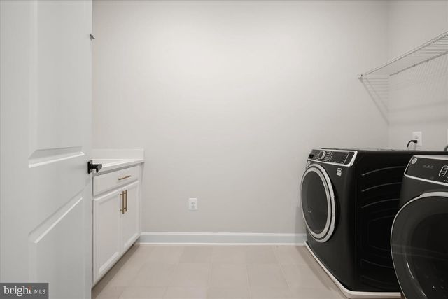 7936 LAWNDALE CIR, Columbia, MD 21044