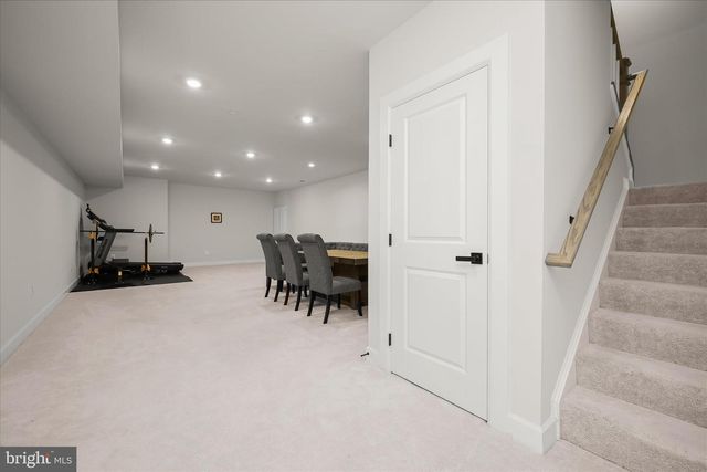 7936 LAWNDALE CIR, Columbia, MD 21044