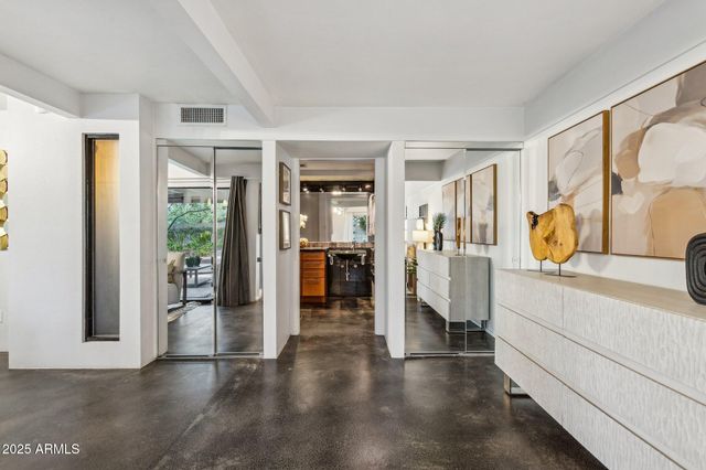 4324 E STANFORD Drive, Phoenix, AZ 85018