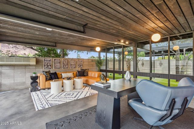 4324 E STANFORD Drive, Phoenix, AZ 85018