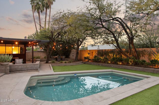 4324 E STANFORD Drive, Phoenix, AZ 85018