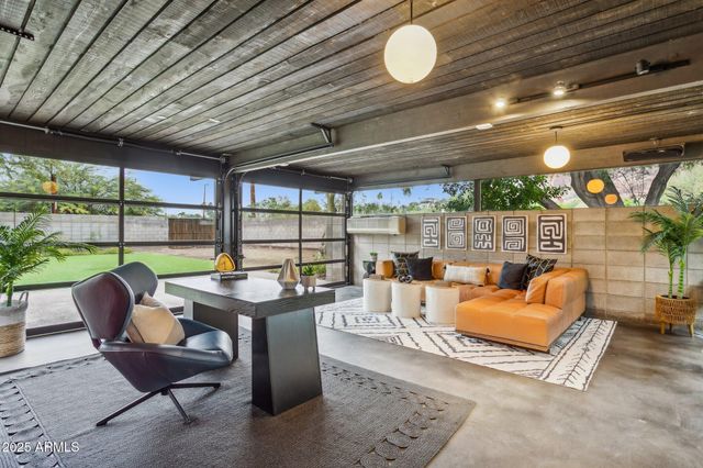 4324 E STANFORD Drive, Phoenix, AZ 85018