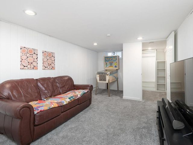 6900 Logan Avenue S, Richfield, MN 55423