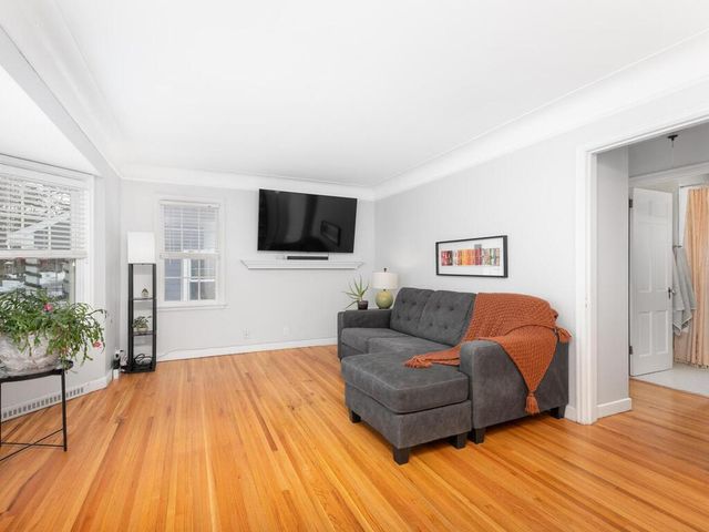 6900 Logan Avenue S, Richfield, MN 55423