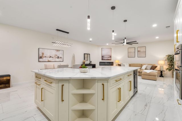 1136 Turner Drive NE, Albuquerque, NM 87123
