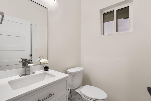 1136 Turner Drive NE, Albuquerque, NM 87123