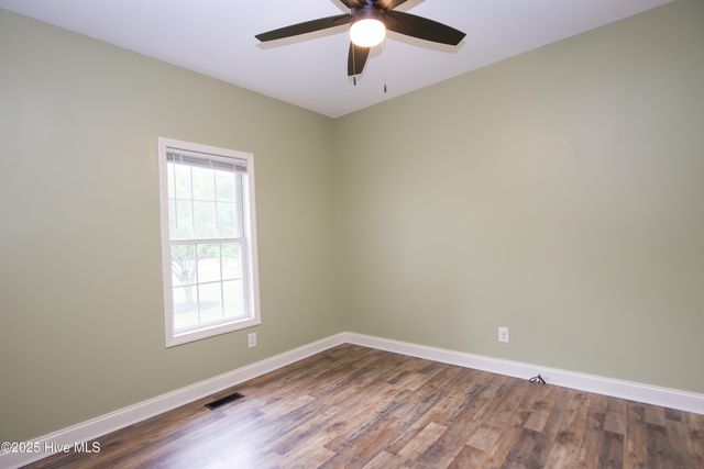 102 Willow Creek Lane, Pinebluff, NC 28373