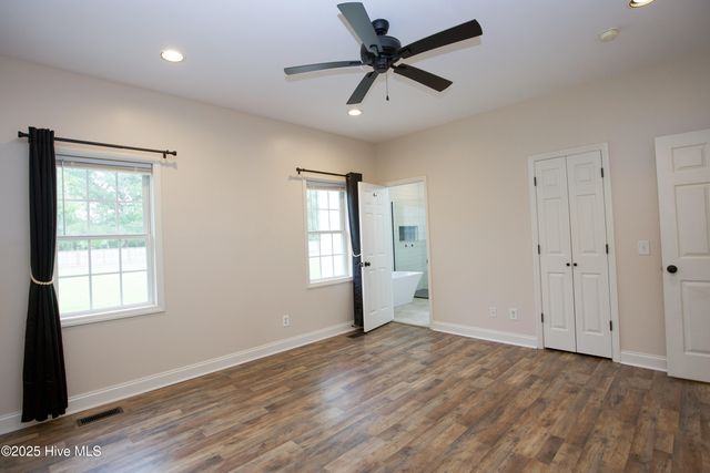 102 Willow Creek Lane, Pinebluff, NC 28373