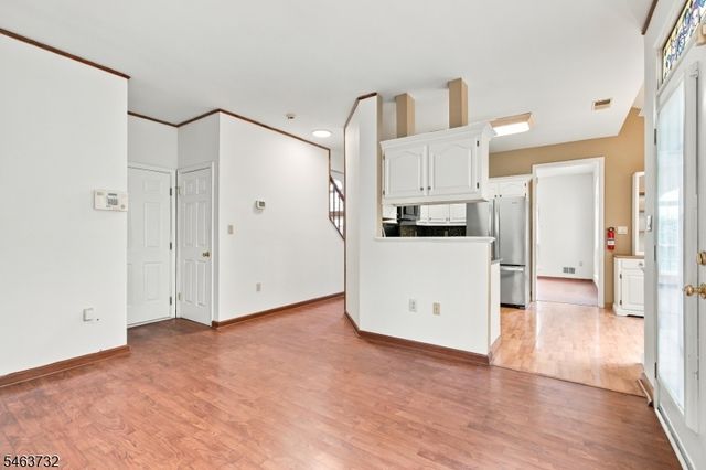 15 Champlain Way, Franklin Twp., NJ 08823