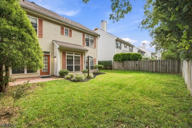 15 Champlain Way, Franklin Twp., NJ 08823