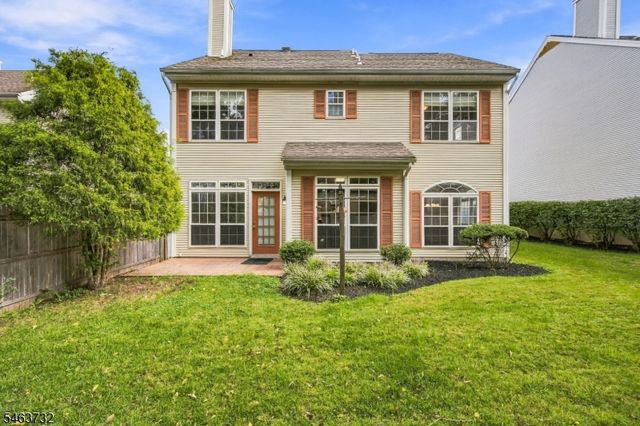 15 Champlain Way, Franklin Twp., NJ 08823