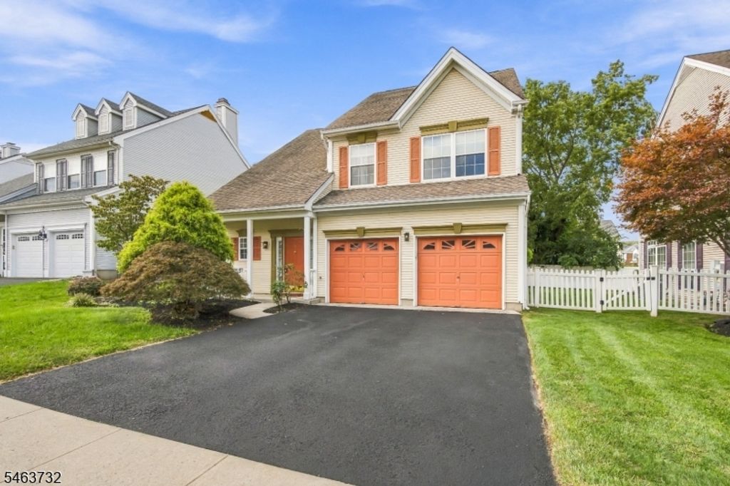 15 Champlain Way, Franklin Twp., NJ 08823 — photo 2