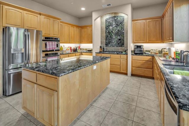 18763 Rangeland Road, Ramona, CA 92065