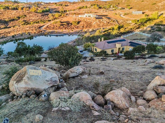 18763 Rangeland Road, Ramona, CA 92065