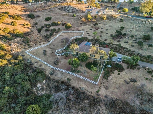 18763 Rangeland Road, Ramona, CA 92065
