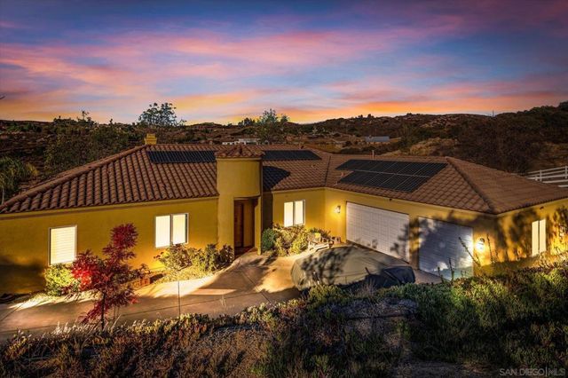 18763 Rangeland Road, Ramona, CA 92065