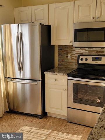 6203 ABBOTTSBURY ROW, Alexandria, VA 22315