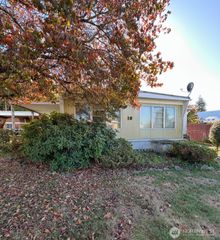 3250 S 77th Street #18, Tacoma, WA 98409