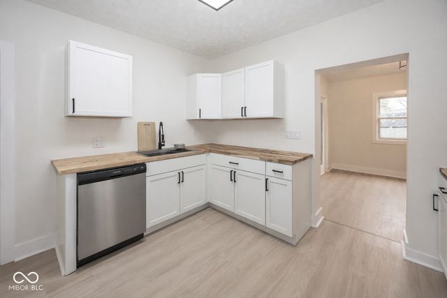 7788 W 1000 S, Fortville, IN 46040