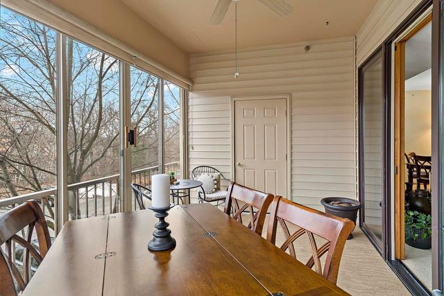 5985 Rowland Road 204, Minnetonka, MN 55343