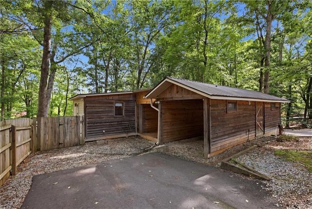 129 Nob Hill Ridge, Cleveland, GA 30528